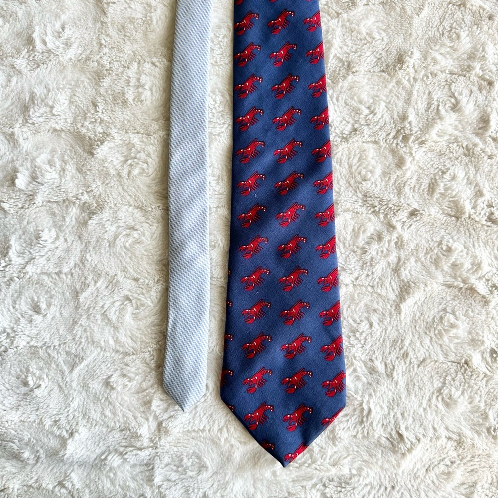 Vintage Tommy Hilfiger Necktie Mens Blue Lobster Coastal Nautical Silk USA Vtg
